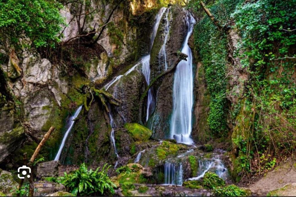 Casa Vacanze Fonte Del Menotre Foligno Buitenkant foto