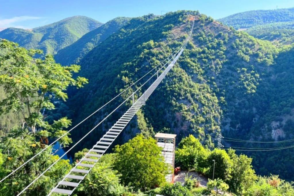 Casa Vacanze Fonte Del Menotre Foligno Buitenkant foto